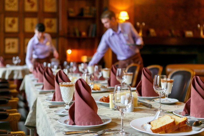 Technicien Service de Restauration